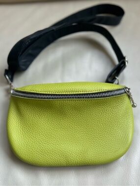 Hides in Hands - Cheri Sling Bag in Chartreuse Green